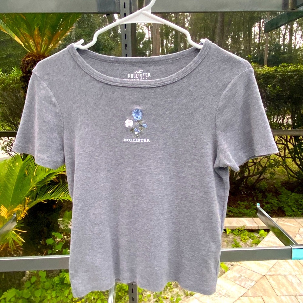 grey holister top